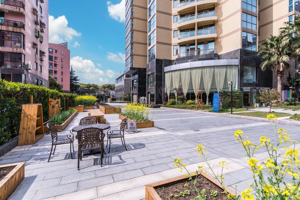 Green Court Residence Jinqiao Diamond שנגחאי מראה חיצוני תמונה